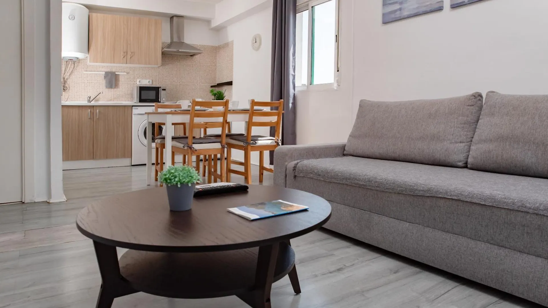 Residence Du Soleil يوريت دي مار إسبانيا